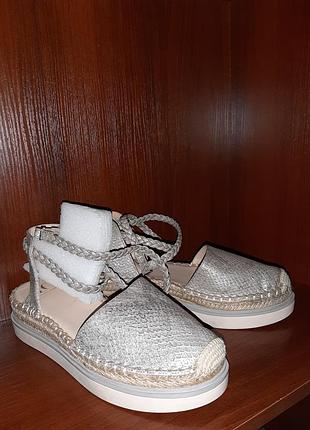 Босоножки jlo