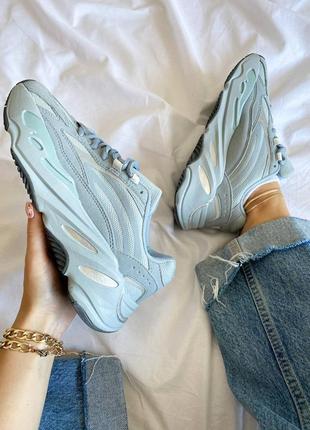 Кроссовки adidas yeezy boost 700 hospital blue