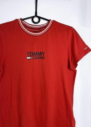 Женская футболка tommy hilfiger jeans красная оригинал томми хилфигер топ бег лоно