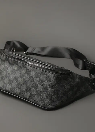 Чоловіча темна шкіряна нова сумка бананка поясна сумка-бананка на груди топ