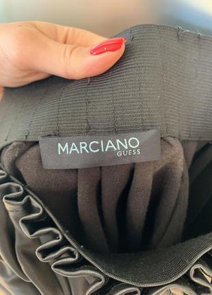 Новая чёрная кожаная юбка guess marciano2 фото