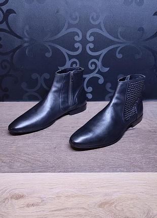 Asos 9.5/43.5p, india, ykk