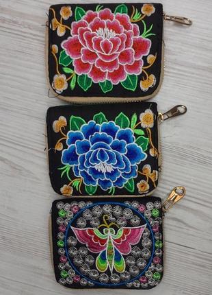 Женский кошелек с вышивкой бабочка, цветок розовый, цветок синей6 фото