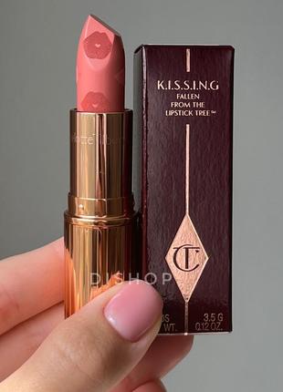 Матовая помада charlotte tilbury matte revolution famous pink, 3.5 гр оригинал