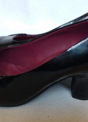 Лакированные удобные туфли из натуральной кожи "hotter" clarissa3 фото