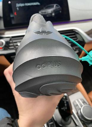 Кросівки adidas чорні 5