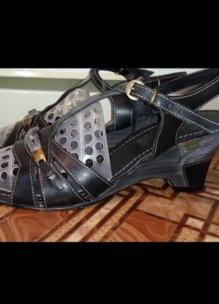 Брендові повністю кожані босоніжки   m vero gudio lea foscati.