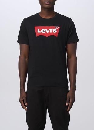 Футболка levi's,