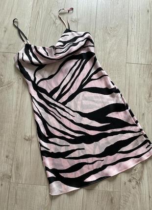 Гарна сукня у стилі білизни принт рожево-чорний 8 с