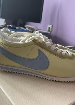 Кросівки 37 nike1 фото