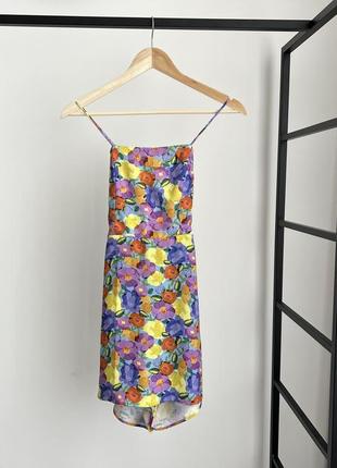 Платье -комбинезон с шортами в цветочный принт zara