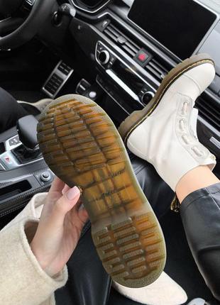 Жіночі черевики dr. martens доктор мартінс8 фото