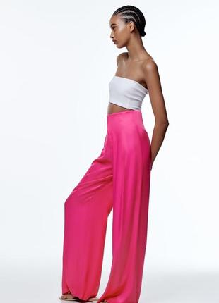 Красивые розовые брюки сатиновые легкие хс5 фото