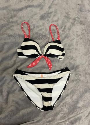 Купальник в полоску!