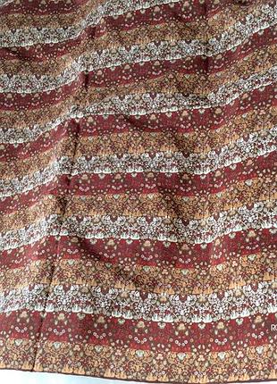 Красивий хустку шовк вінтаж roberto capucci