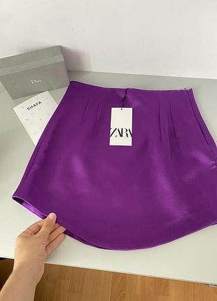Новая сатиновая мини юбка от zara8 фото