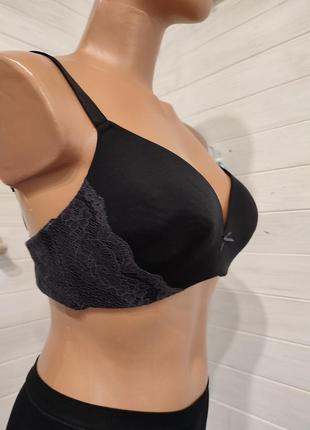 Мягкий формованный бюстик  85в без косточек