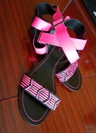Босоніжки сандалії4 фото
