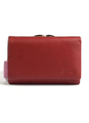 Красный маленький кожаный женский кошелек портмоне на магнитах, мини кошелек красного цвета из кожи1 фото