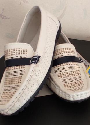 Білі туфлі мокасини для хлопчика дівчинки 2