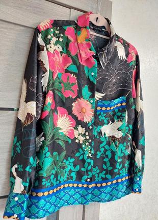 Стильная блуза-рубашка, в японский принт 🔹перламутровые пуговицы 🔹zara (размер 40)9 фото