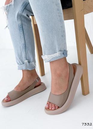 Стильные бежевые женские сандалии/босоножки на толстой подошве кожаные/кожа- женская обувь на лето7 фото