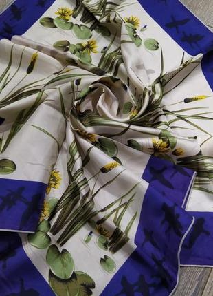 Rhodia,франция! светло бежевый атласный платок с желтыми кувшинками2 фото