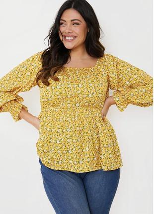 Яркая симпатичная блуза в цветы большой размер1 фото