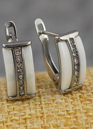 Сережки xuping jewelry краватка з білою керамікою 1.6 см сріблясті2 фото