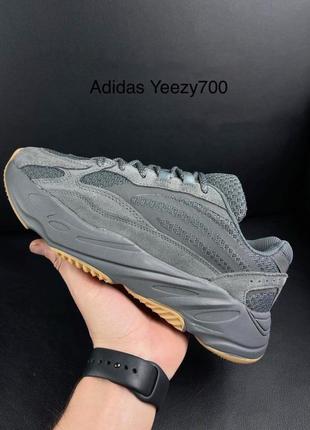 Мужские серые замшевые кроссовки adidas yeezy 700 🆕 адидас изи буст 7001 фото