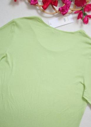 Шикарная стрейчевая оливковая футболка со стразами lebek германия 💜💖💜4 фото