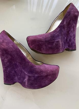 Продам туфли на платформе 39 г.