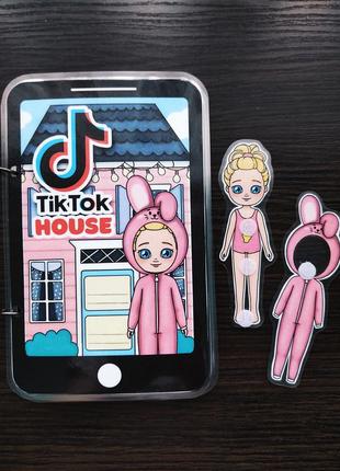 Будинок тік ток у вигляді смартфону,одягни ляльку, альбом на липучках,гра в дорогу2 фото