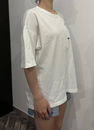 Champion oversize белая женская футболка с логотипом3 фото