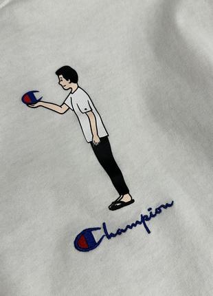 Champion oversize белая женская футболка с логотипом9 фото