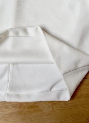Белое, облегающее платье-миди4 фото