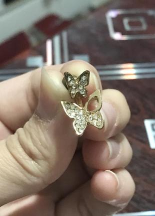 Сережки метелики