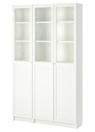 Книжкова шафа з парою панельних дверей скло білий скло 120x30x202 см billy біллі / oxberg оксберг 792.817.90
