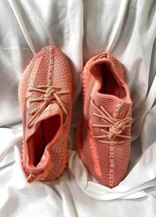 Женские кроссовки adidas yeezy boost 350 coral (рефлективные шнурки) / smb8 фото