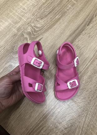 Birkenstock босоніжки сандалі шльопки аквашузи.