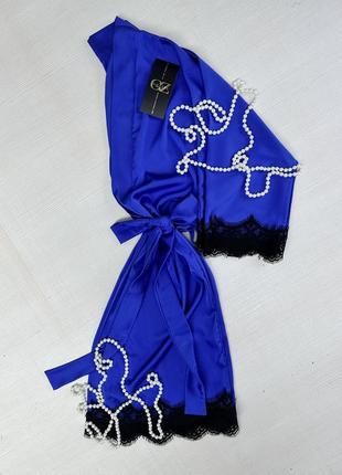Женственный и очень сексуальный шелковый халат с кружевом8 фото