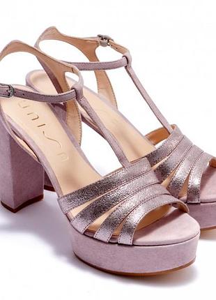 Босоніжки unisa іспанія нові шкіра замш босоножки unisa р. 36