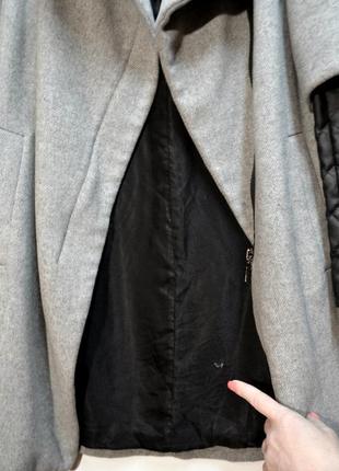 Теплое серое пальто с кожаными рукавами от zara6 фото