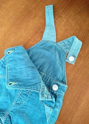 Комплект полукомбінезон джинсовий + футболка реглан для малюка m&co акція!!!8 фото