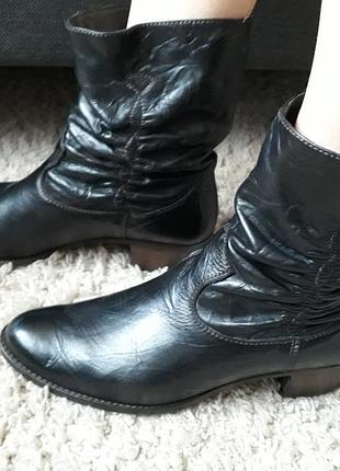 Кожаные качественные сапоги paul green