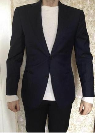 Стильний актуальний піджак suit supply жакет блейзер suitsupply тренд