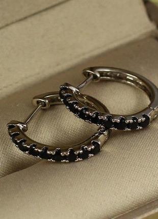 Сережки xuping jewelry кільця з чорним камінням 1.7 сріблясті2 фото