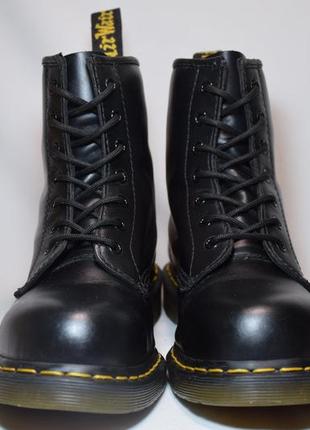 dr martens 10108