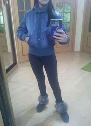 Синя коротка курточка на гумках