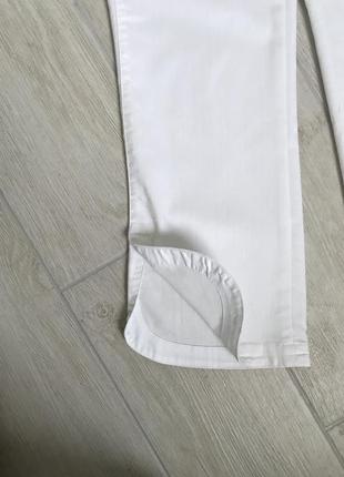 Rosner, белоснежные брюки, бриджи, тонкие, карманы.5 фото